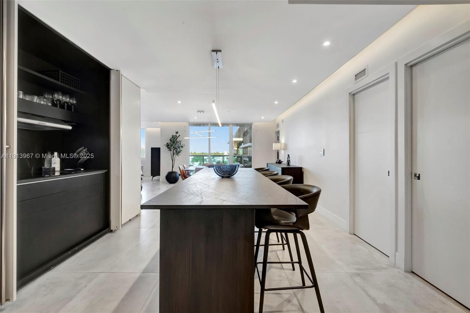 2301 Collins Ave # 634, Miami Beach FL 33139 — 45