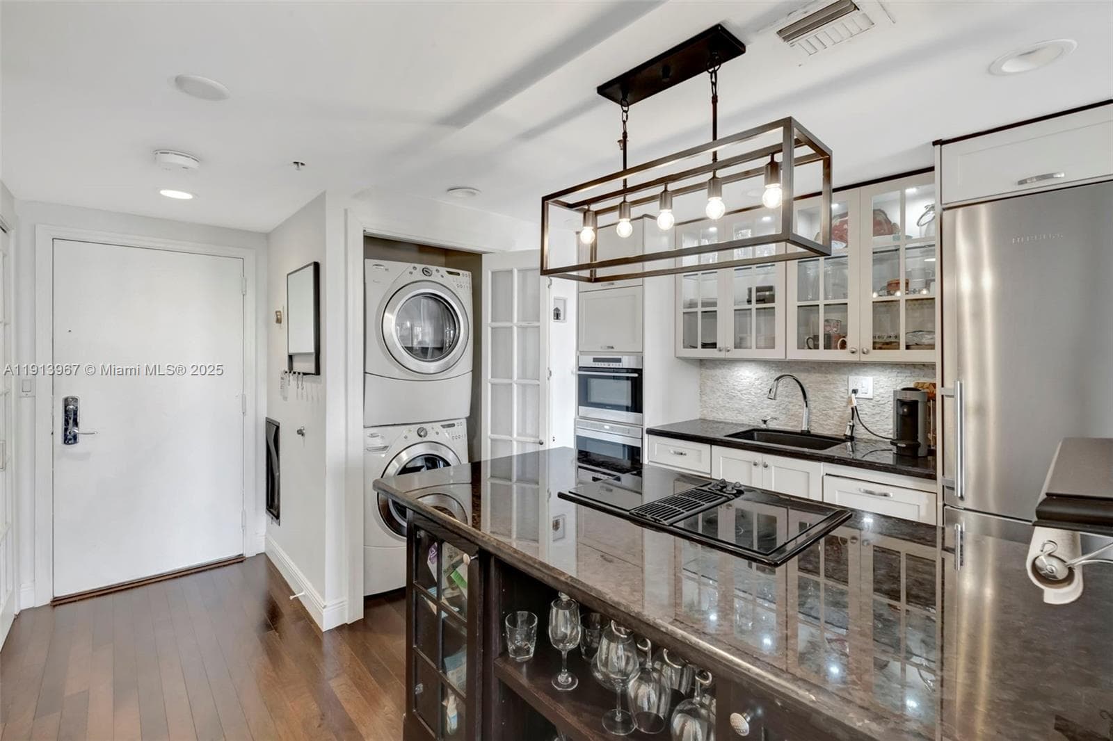 2301 Collins Ave # 634, Miami Beach FL 33139 — 44