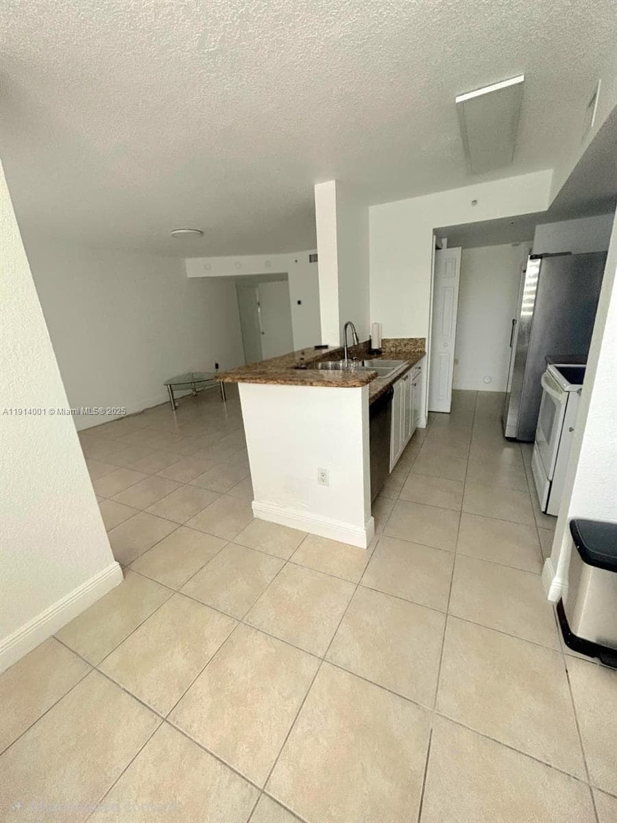 21130 SW 87th Ave # 203, Cutler Bay FL 33189 — 3