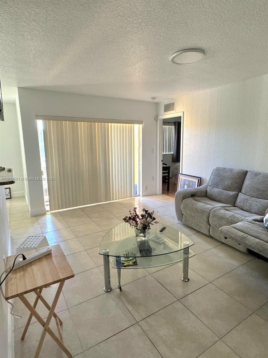 21130 SW 87th Ave # 203, Cutler Bay FL 33189 — 1