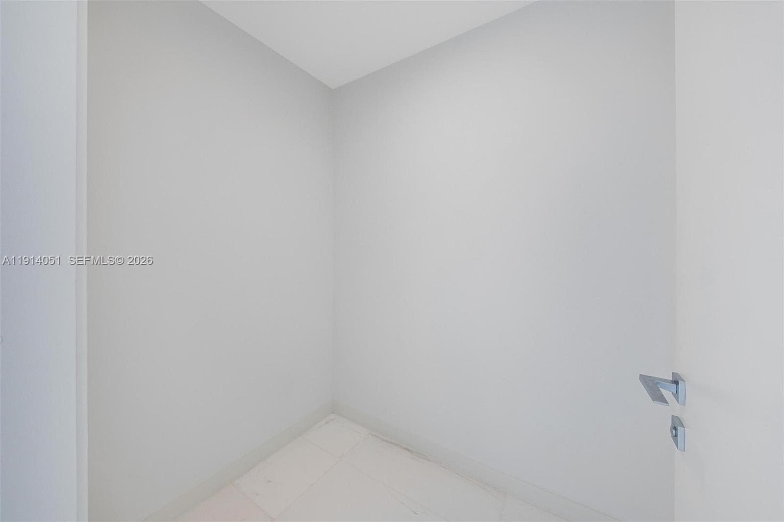 300 Biscayne Boulevard Way # 3506W, Miami FL 33131 — 46
