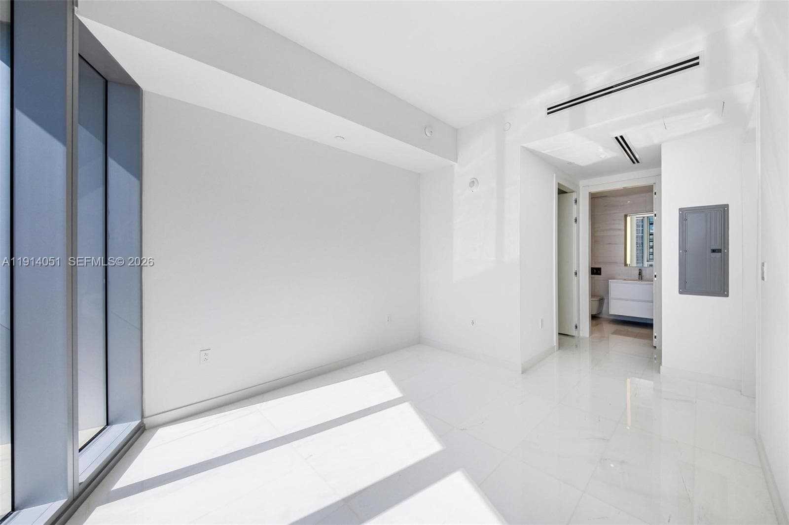 300 Biscayne Boulevard Way # 3506W, Miami FL 33131 — 28