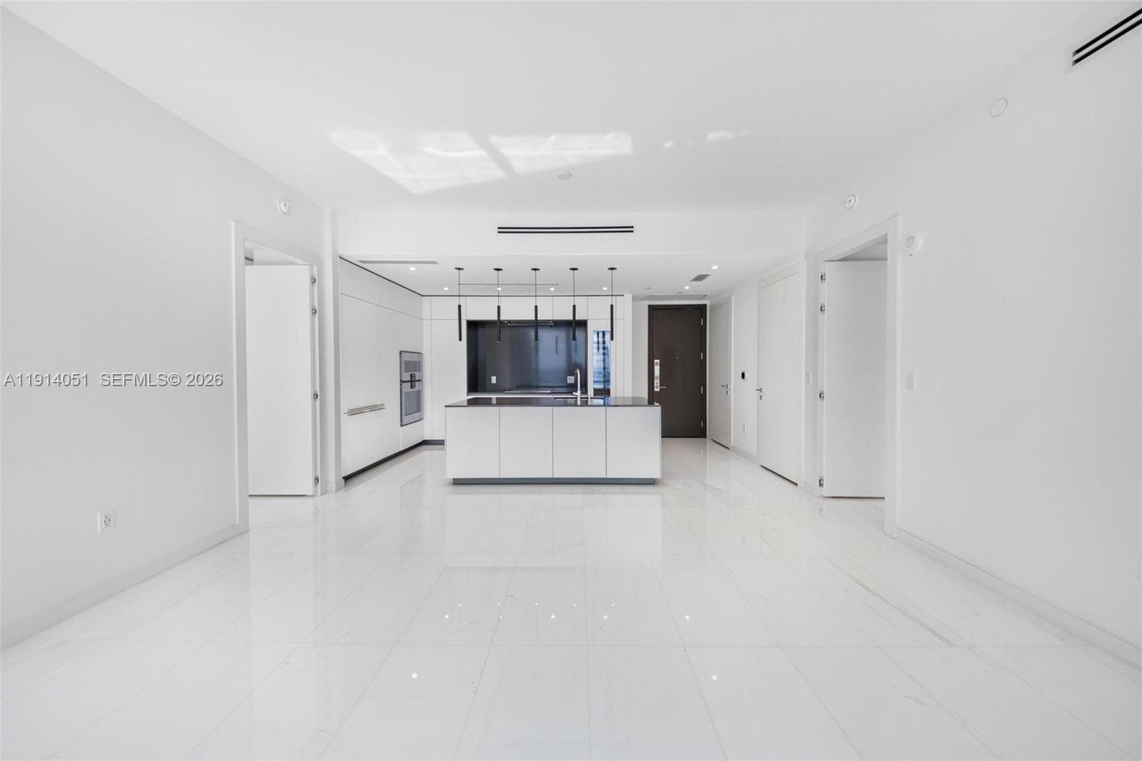 300 Biscayne Boulevard Way # 3506W, Miami FL 33131 — 34