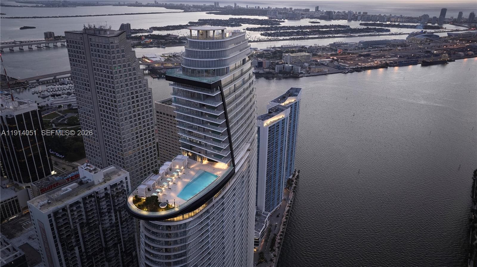 300 Biscayne Boulevard Way # 3506W, Miami FL 33131 — 82