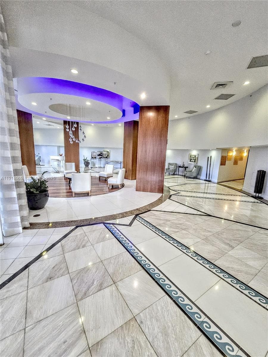 6301 Collins Ave # 901, Miami Beach FL 33141 — 30