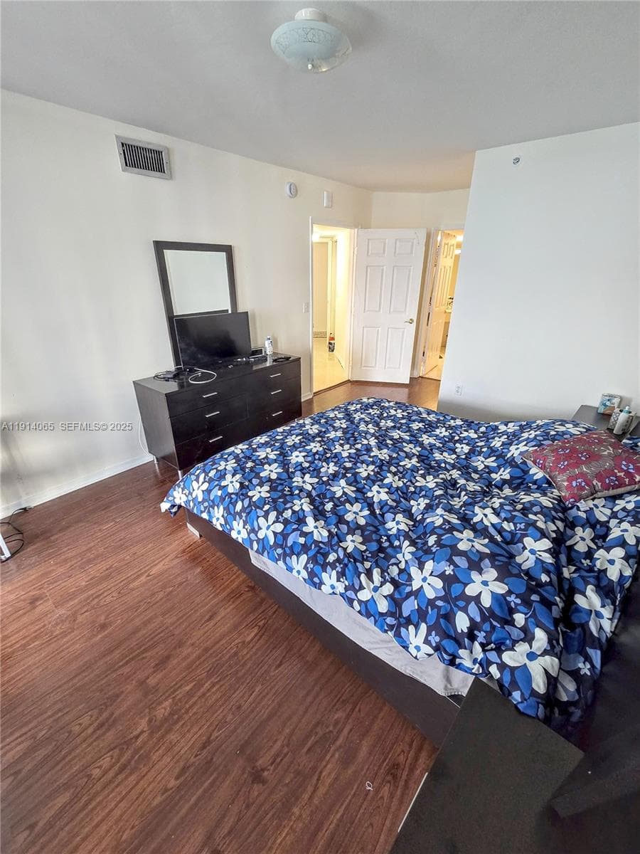 6301 Collins Ave # 901, Miami Beach FL 33141 — 15