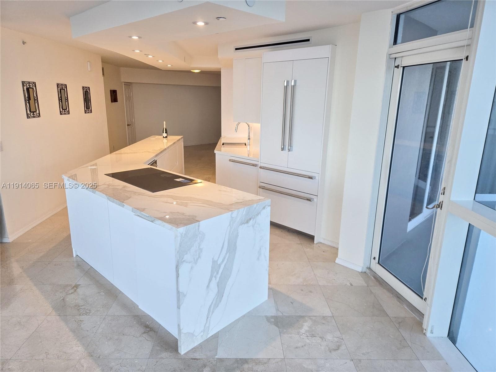 6301 Collins Ave # 901, Miami Beach FL 33141 — 8