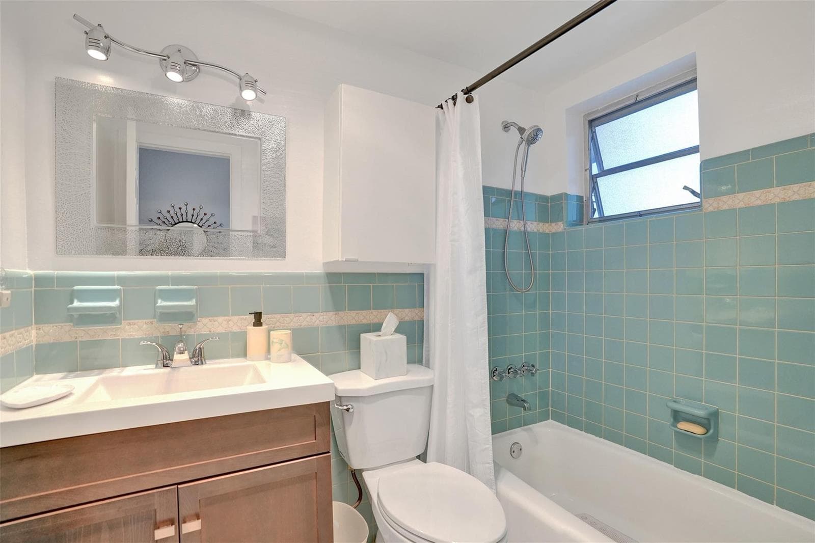 17001 NE 13th Avenue # 104, Miami FL 33162 — 20