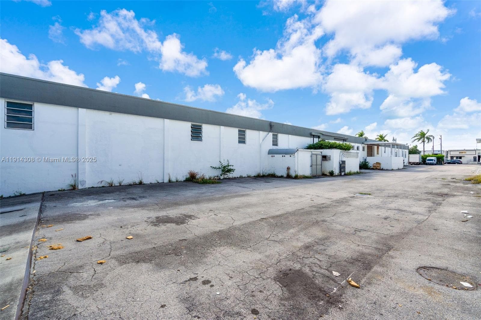 3925 E 10th ct, Hialeah FL 33013 — 9