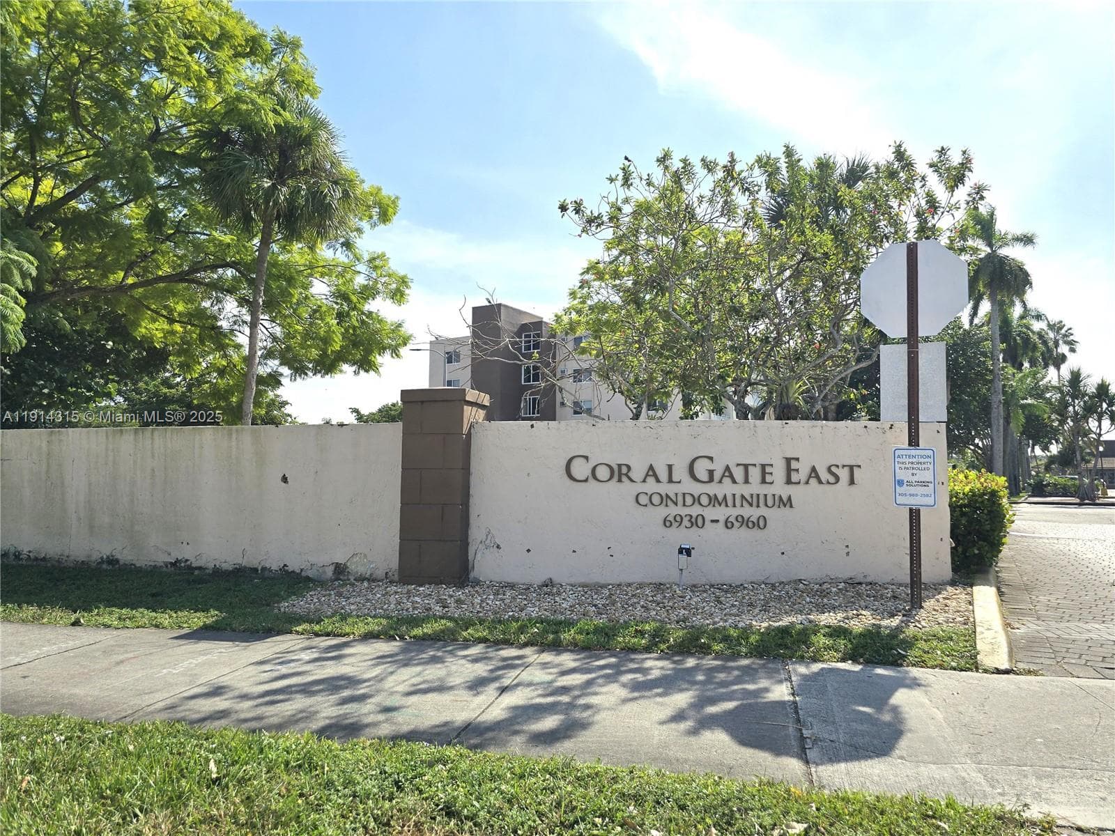 6940 Miami Gardens Dr # 319, Hialeah FL 33015 — 36