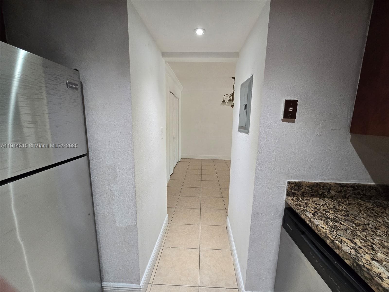 6940 Miami Gardens Dr # 319, Hialeah FL 33015 — 5