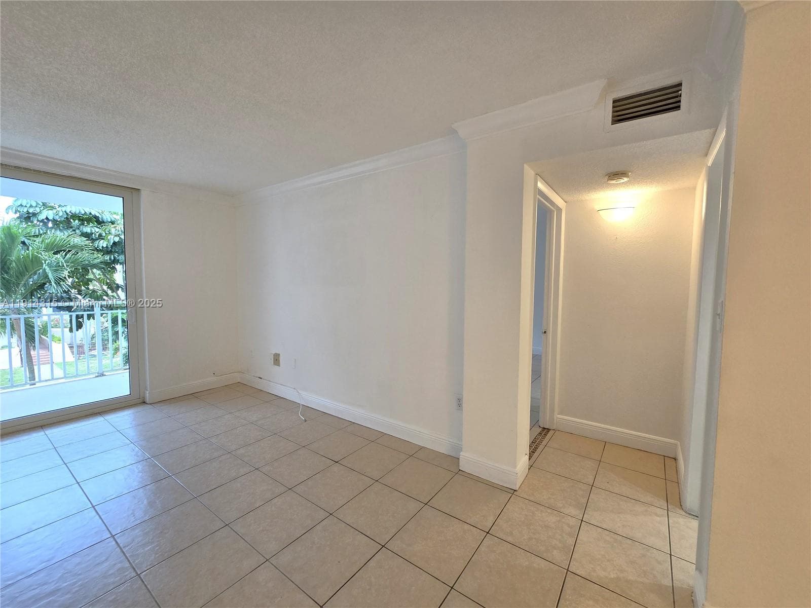 6940 Miami Gardens Dr # 319, Hialeah FL 33015 — 9