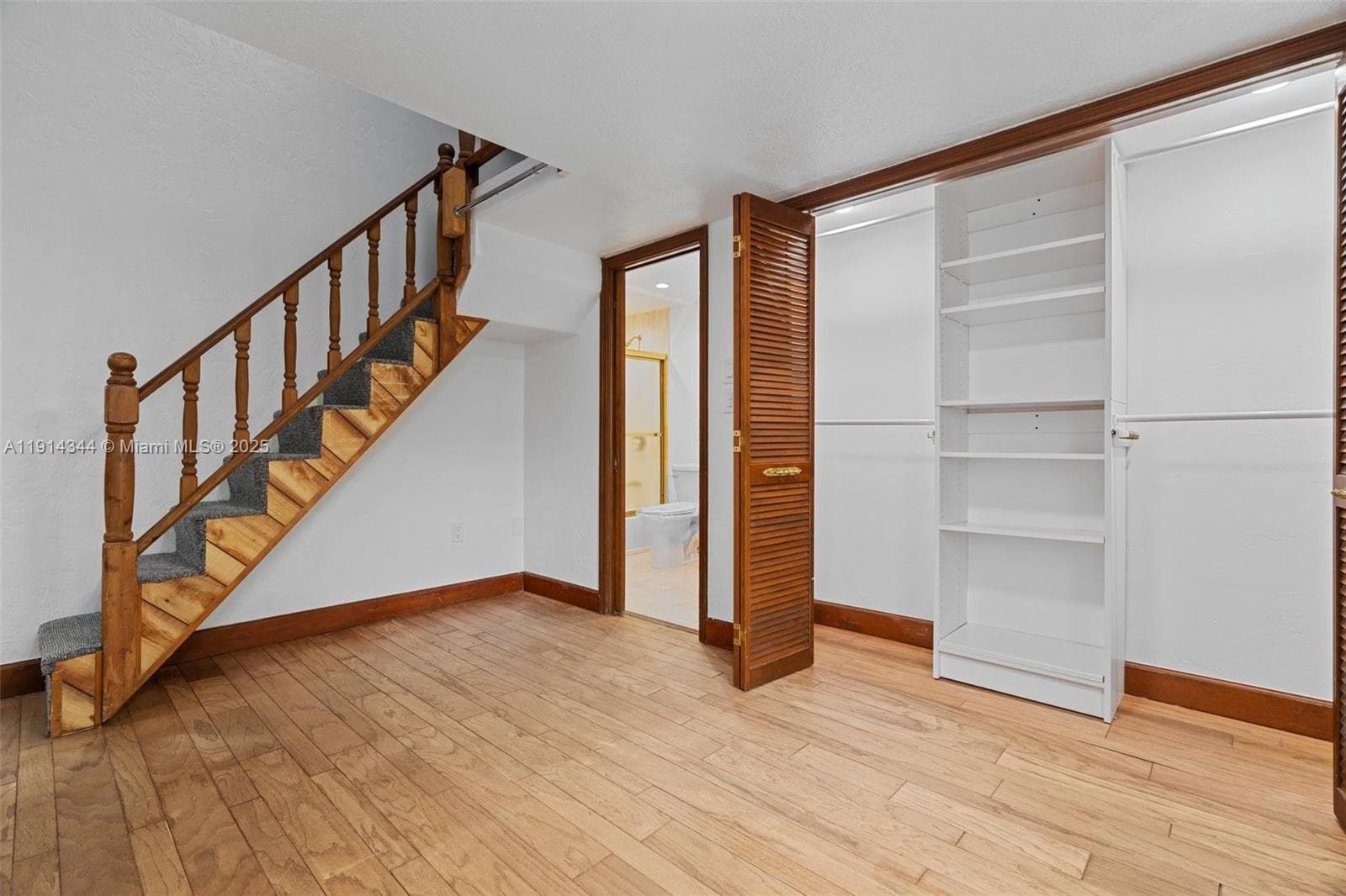 20215 W Oak Haven Cir, Miami FL 33179 — 56