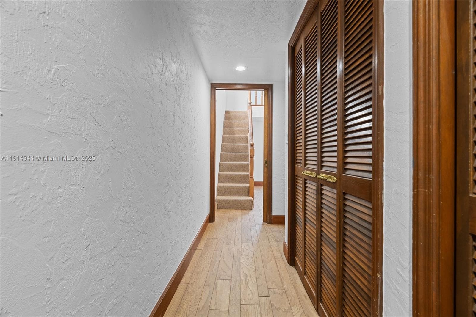 20215 W Oak Haven Cir, Miami FL 33179 — 46