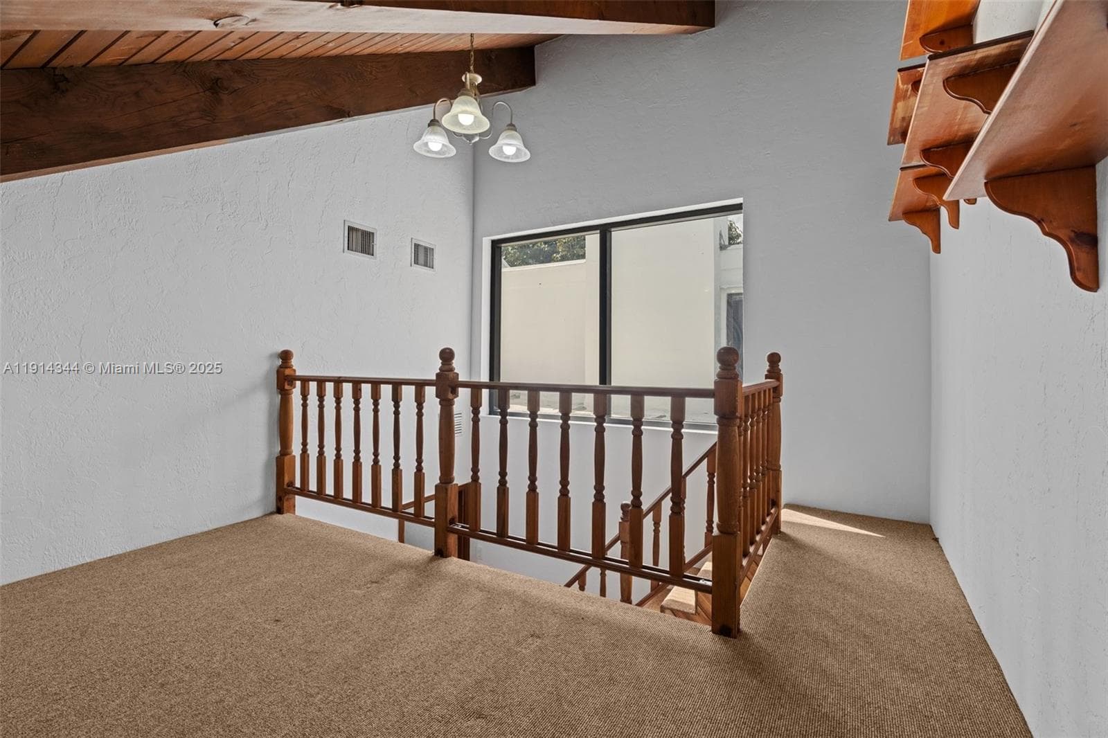 20215 W Oak Haven Cir, Miami FL 33179 — 54