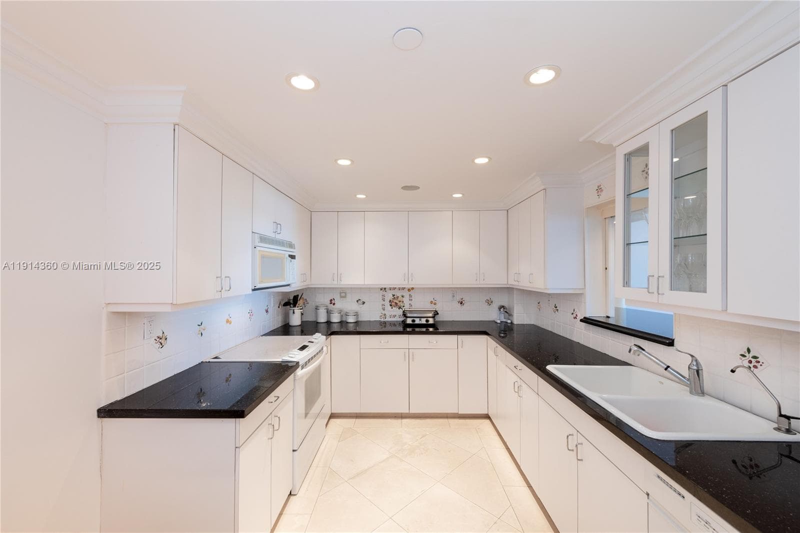 151 Crandon Blvd # 1036, Key Biscayne FL 33149 — 7