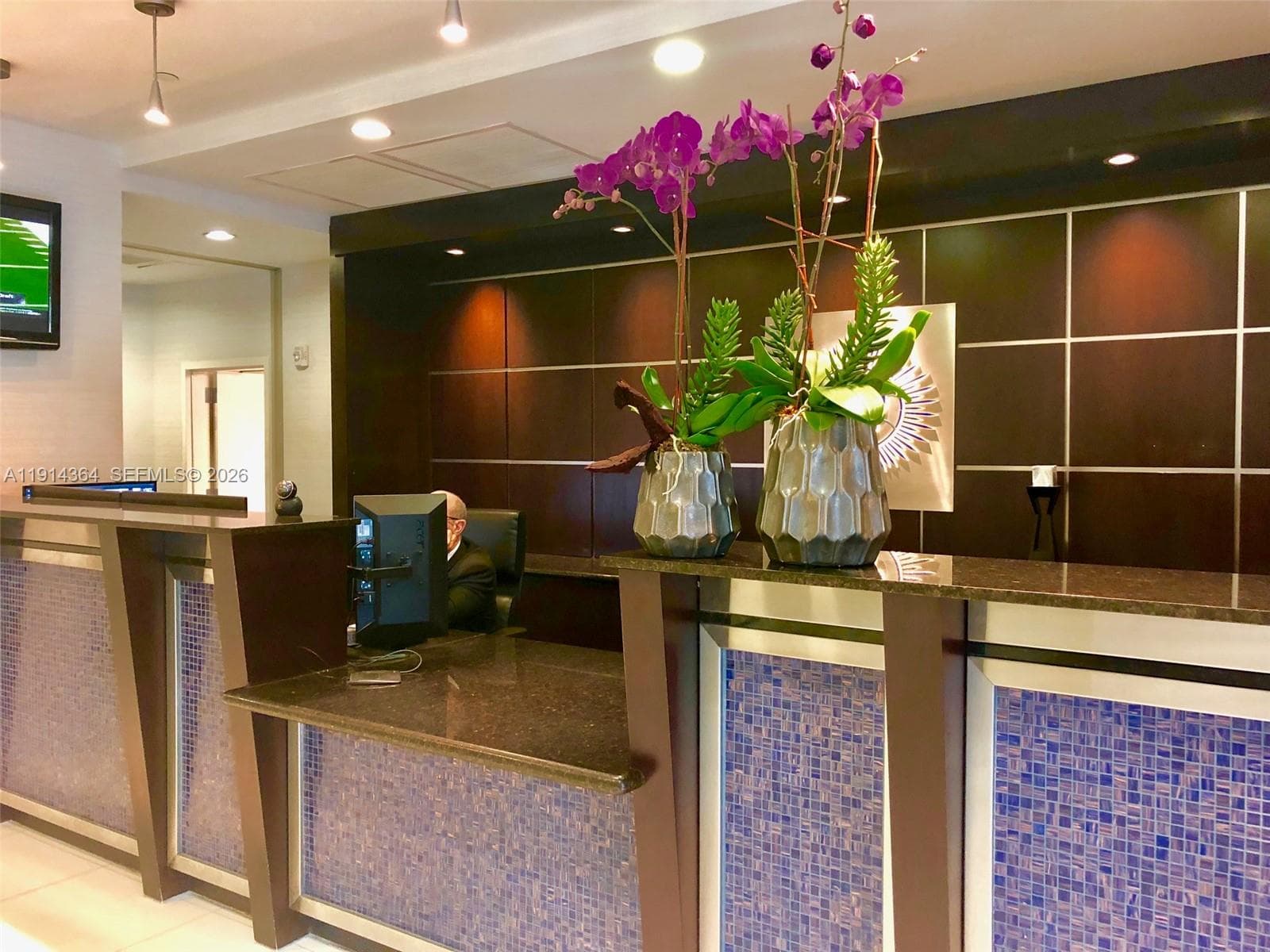 1800 N Bayshore Dr # 306, Miami FL 33132 — 30