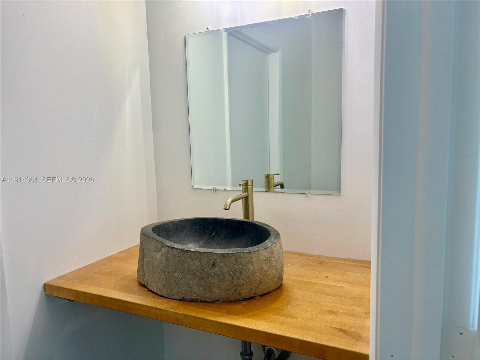 1800 N Bayshore Dr # 306, Miami FL 33132 — 14