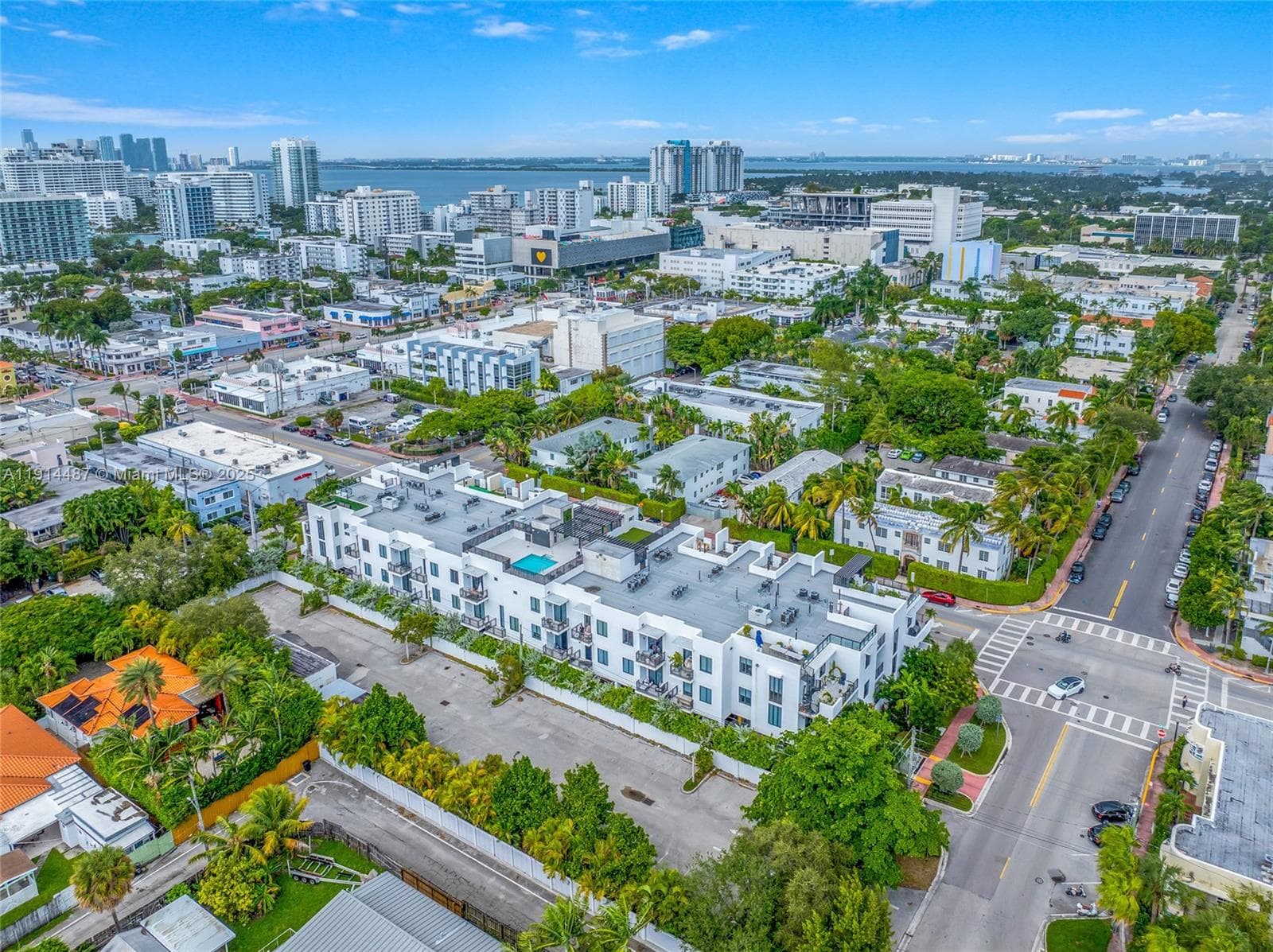 1030 15th St # 306, Miami Beach FL 33139 — 62