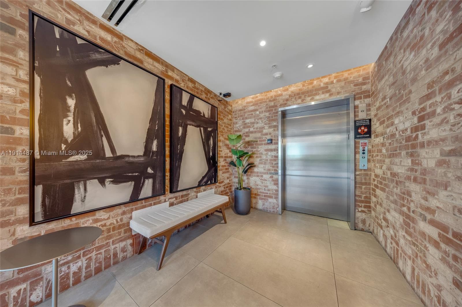 1030 15th St # 306, Miami Beach FL 33139 — 46