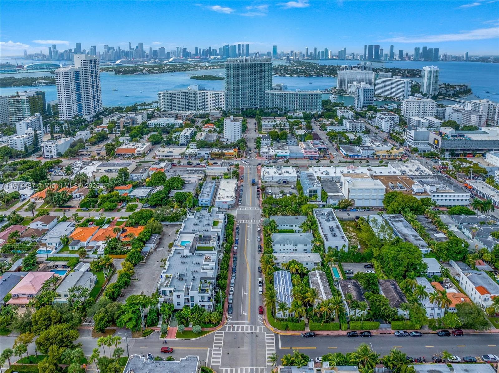1030 15th St # 306, Miami Beach FL 33139 — 65