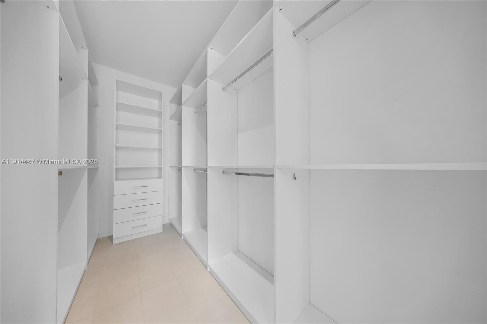 1030 15th St # 306, Miami Beach FL 33139 — 31