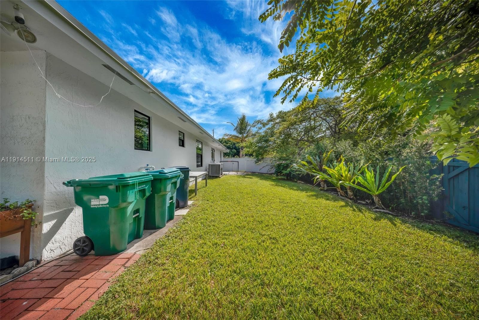 10195 NW 26th St, Doral FL 33172 — 90