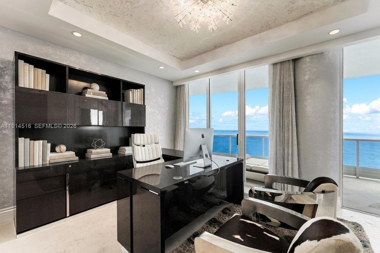 5025 Collins Ave # 1, Miami Beach FL 33140 — 23