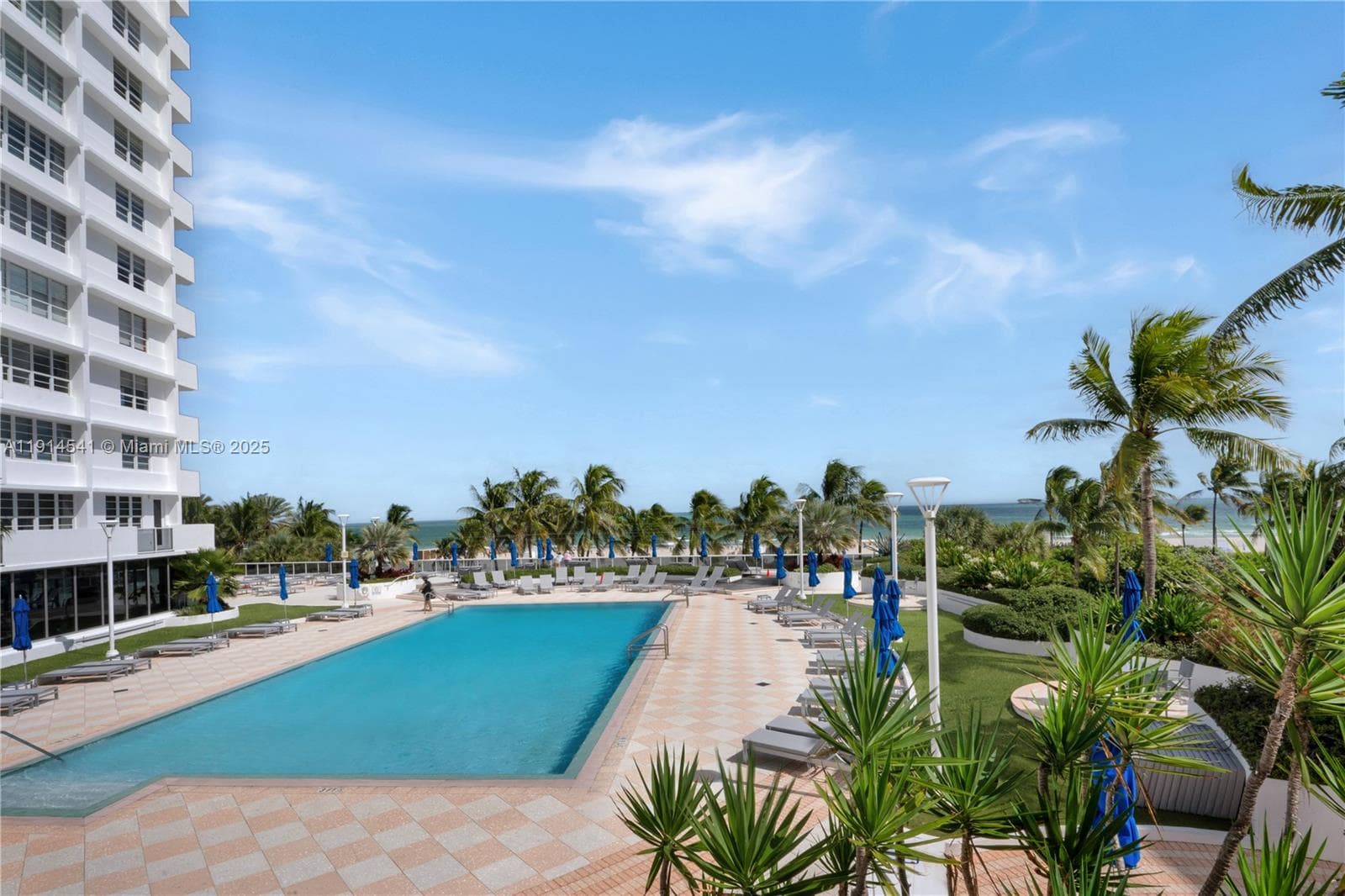 100 Lincoln Rd # 607, Miami Beach FL 33139 — 2