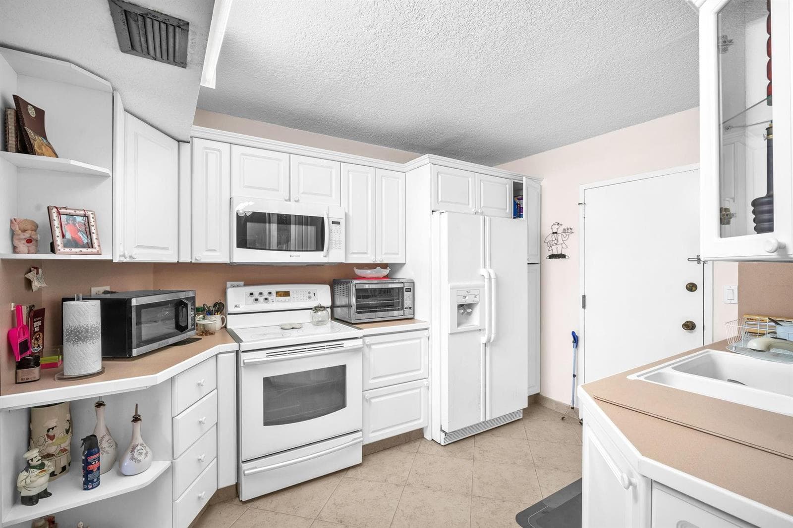800 NE 195th Street # 601, Miami FL 33179 — 12