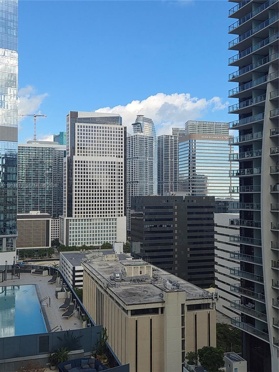 1000 Brickell Plz # 2101, Miami FL 33131 — 72