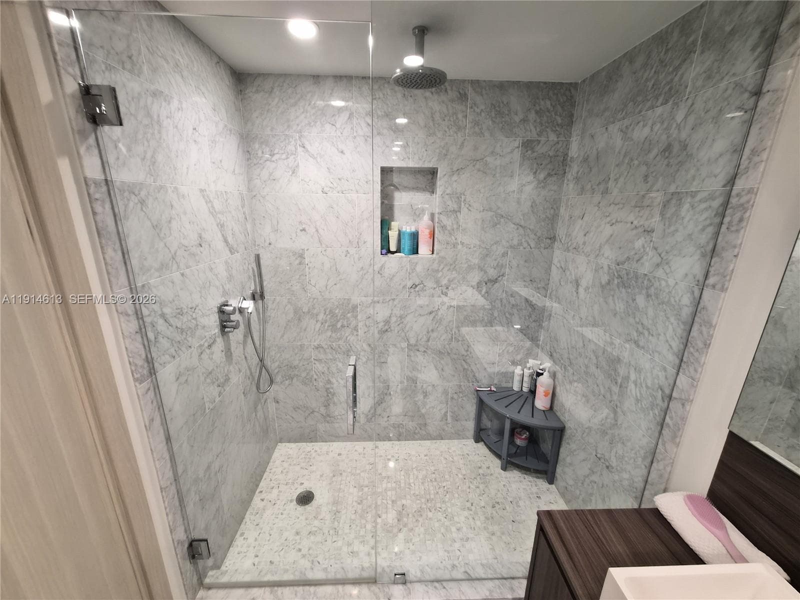 1000 Brickell Plz # 2101, Miami FL 33131 — 76