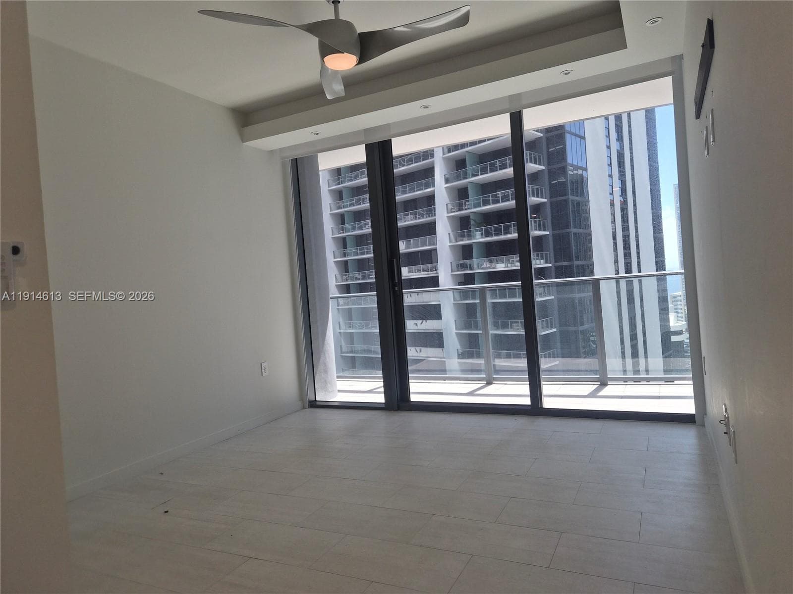 1000 Brickell Plz # 2101, Miami FL 33131 — 81