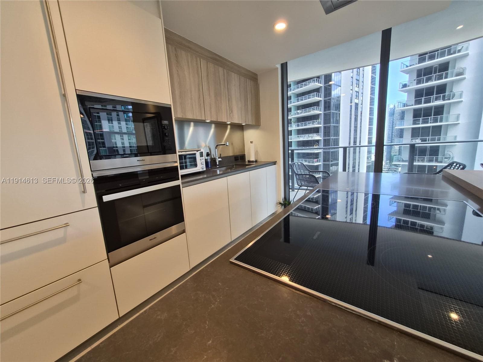 1000 Brickell Plz # 2101, Miami FL 33131 — 36