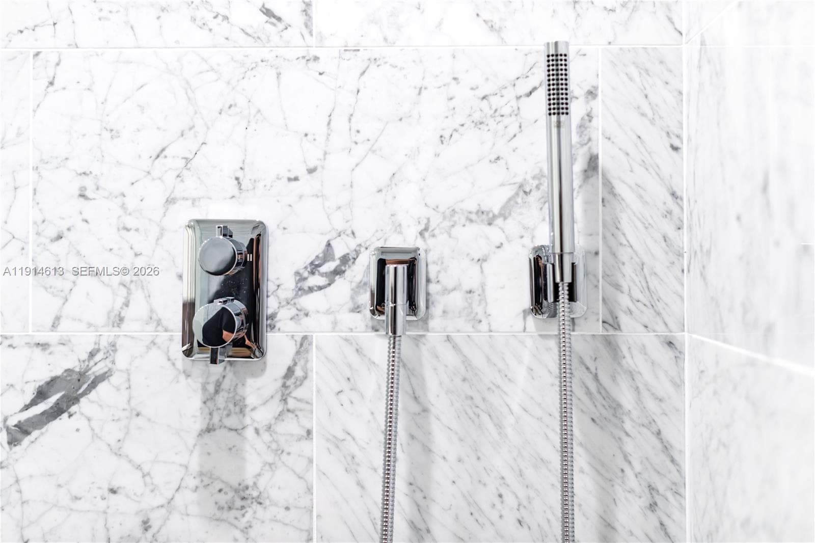 1000 Brickell Plz # 2101, Miami FL 33131 — 34