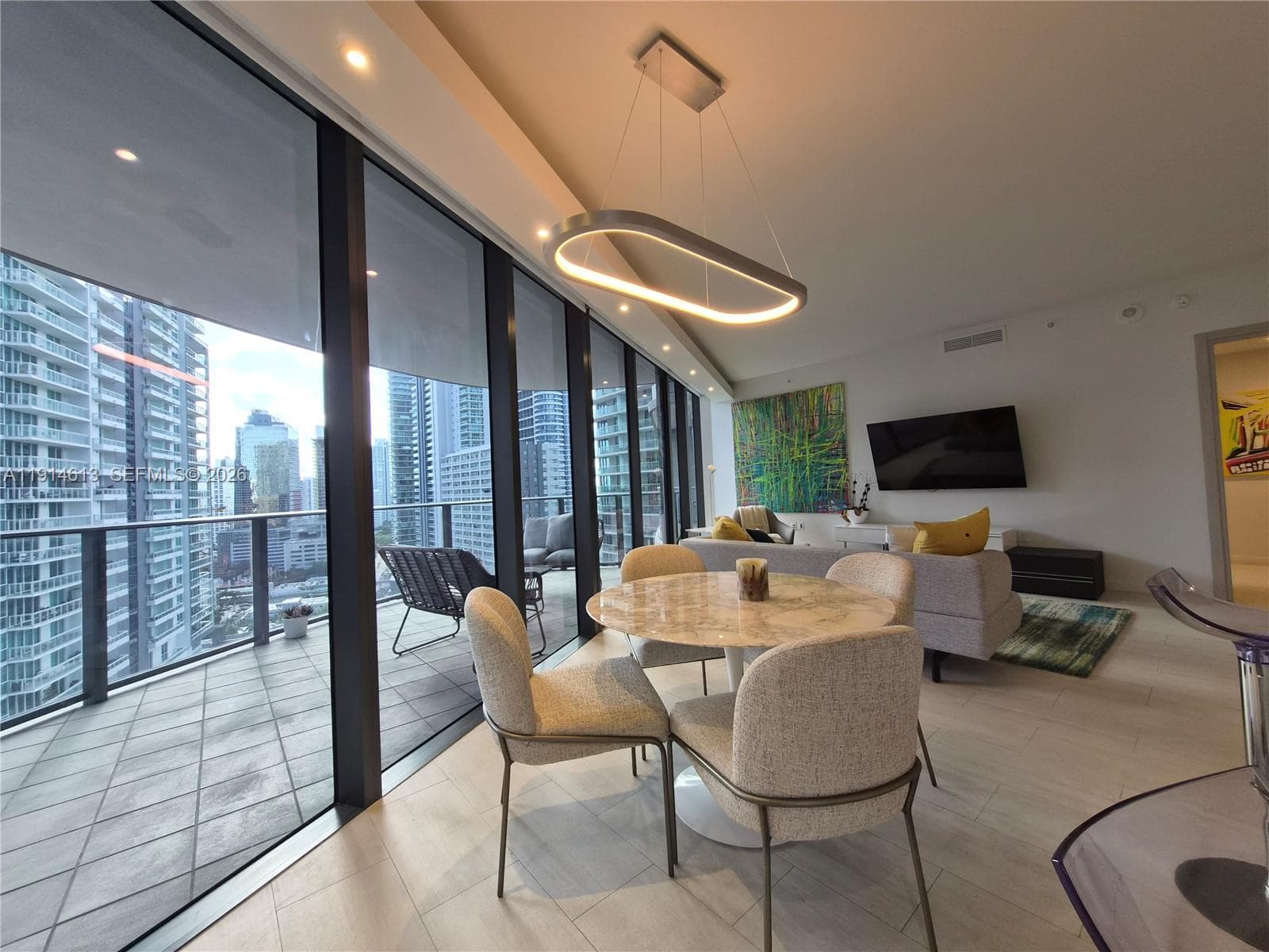 1000 Brickell Plz # 2101, Miami FL 33131 — 65