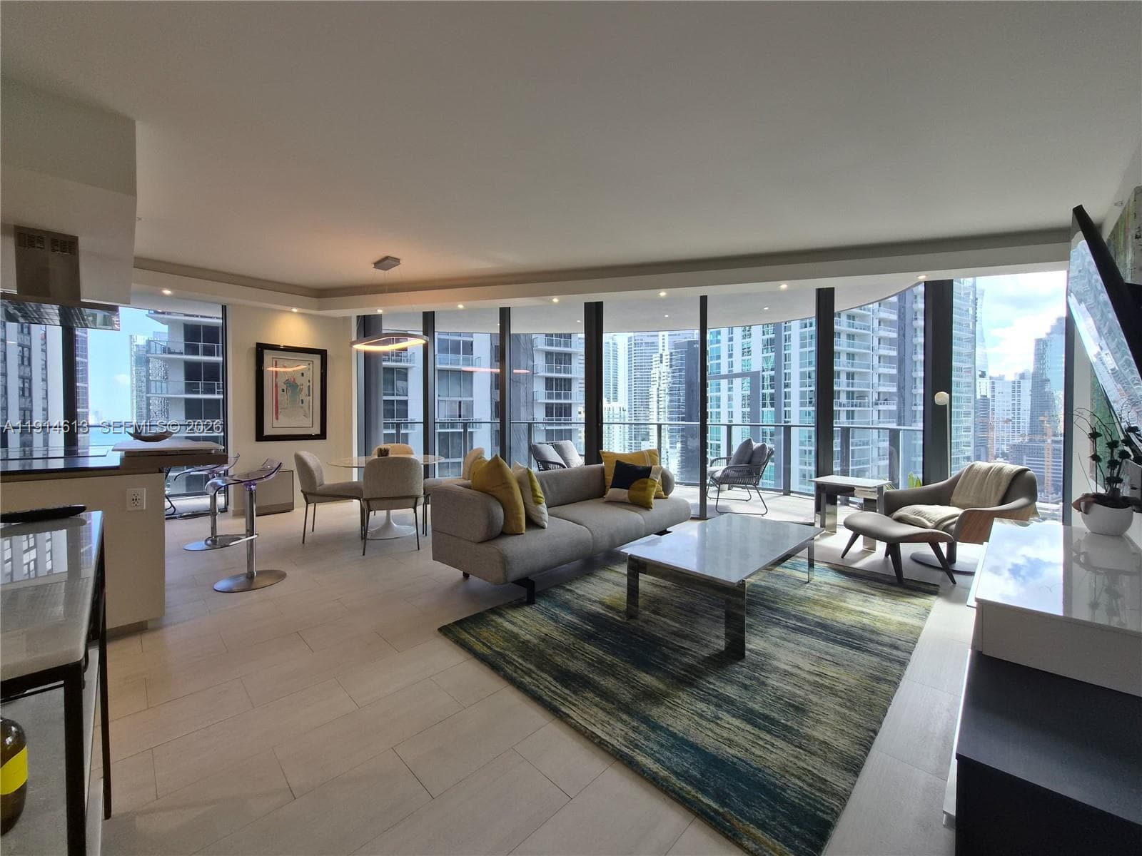 1000 Brickell Plz # 2101, Miami FL 33131 — 60