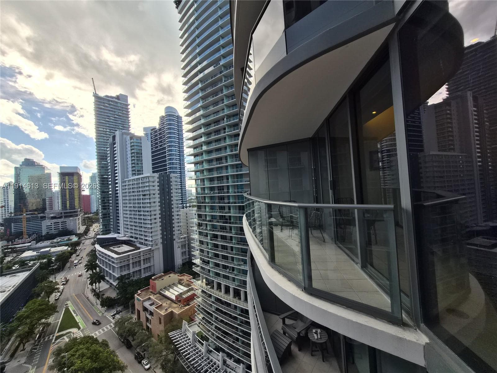 1000 Brickell Plz # 2101, Miami FL 33131 — 70
