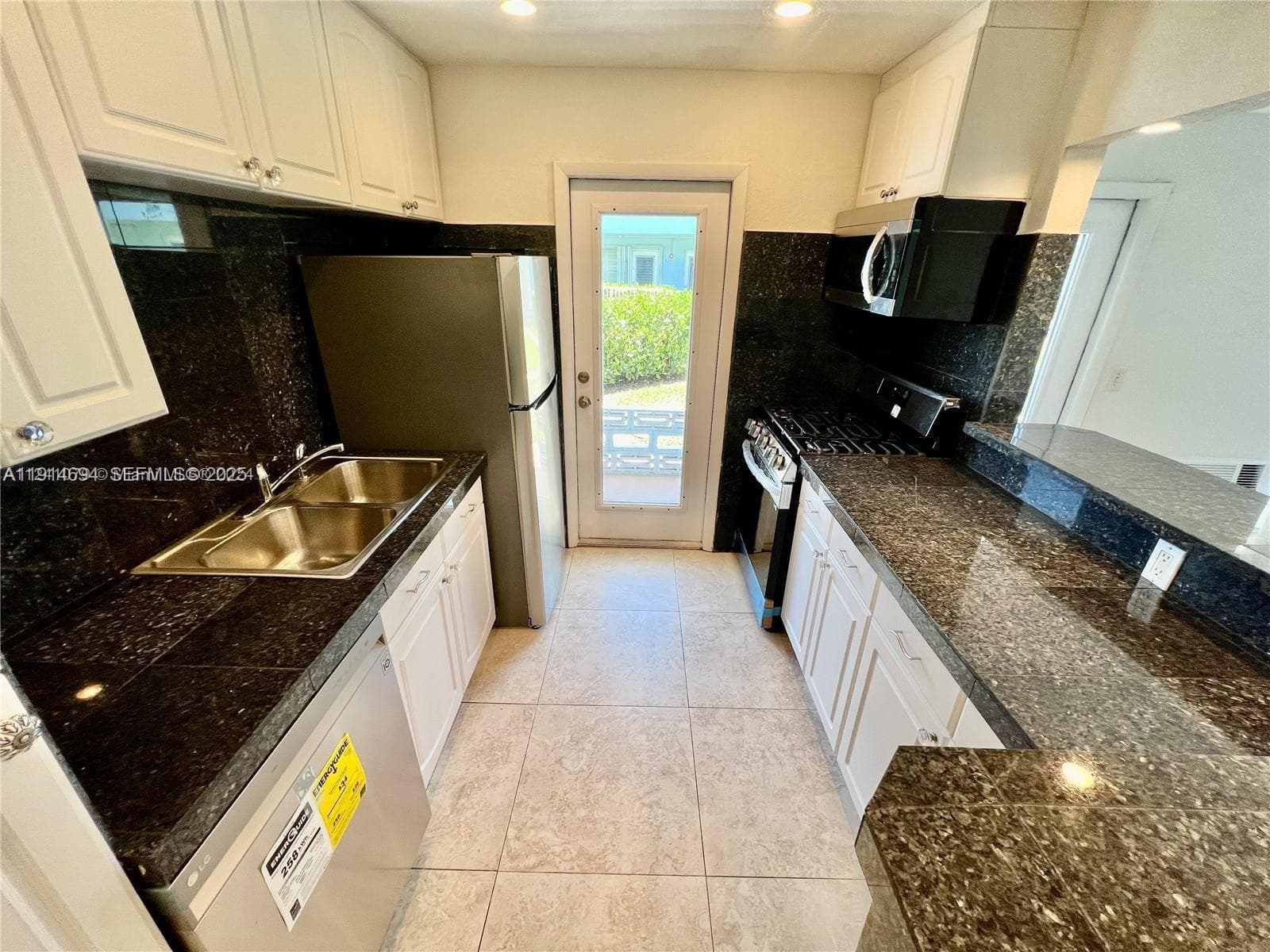 2700 NE 135th St # 45, North Miami FL 33181 — 22