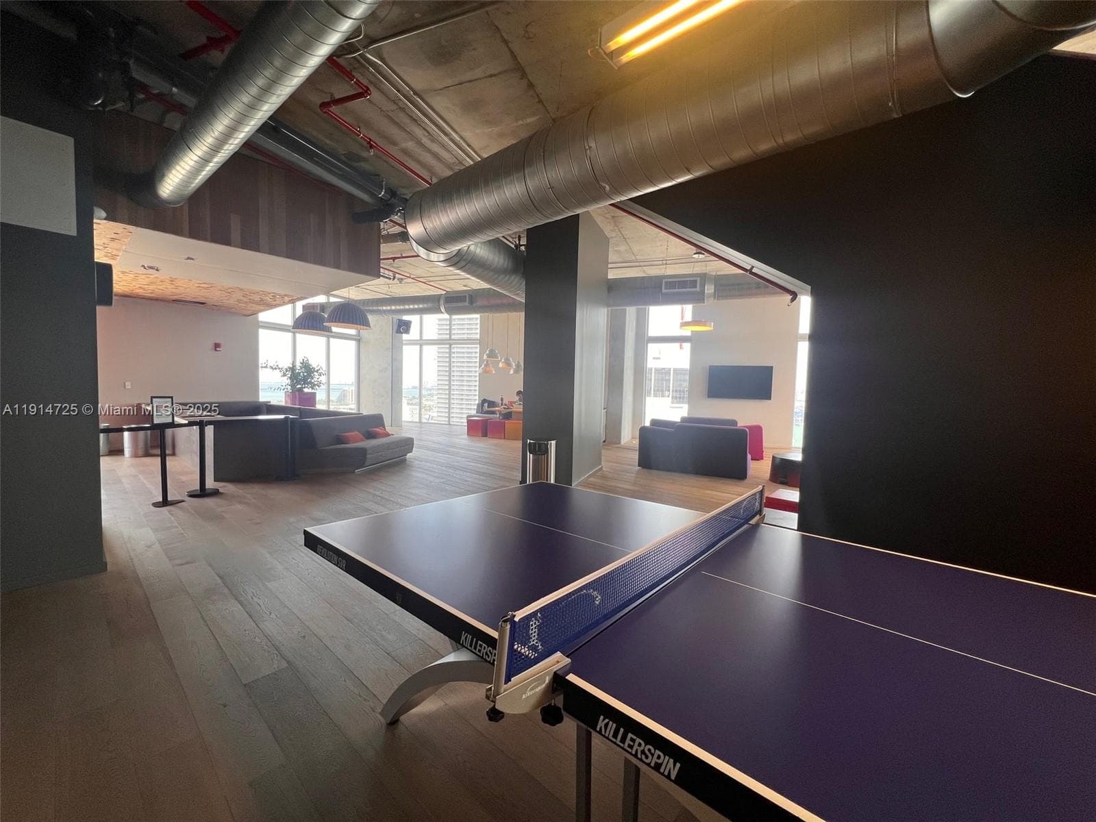 151 SE 1st St # 810, Miami FL 33131 — 18