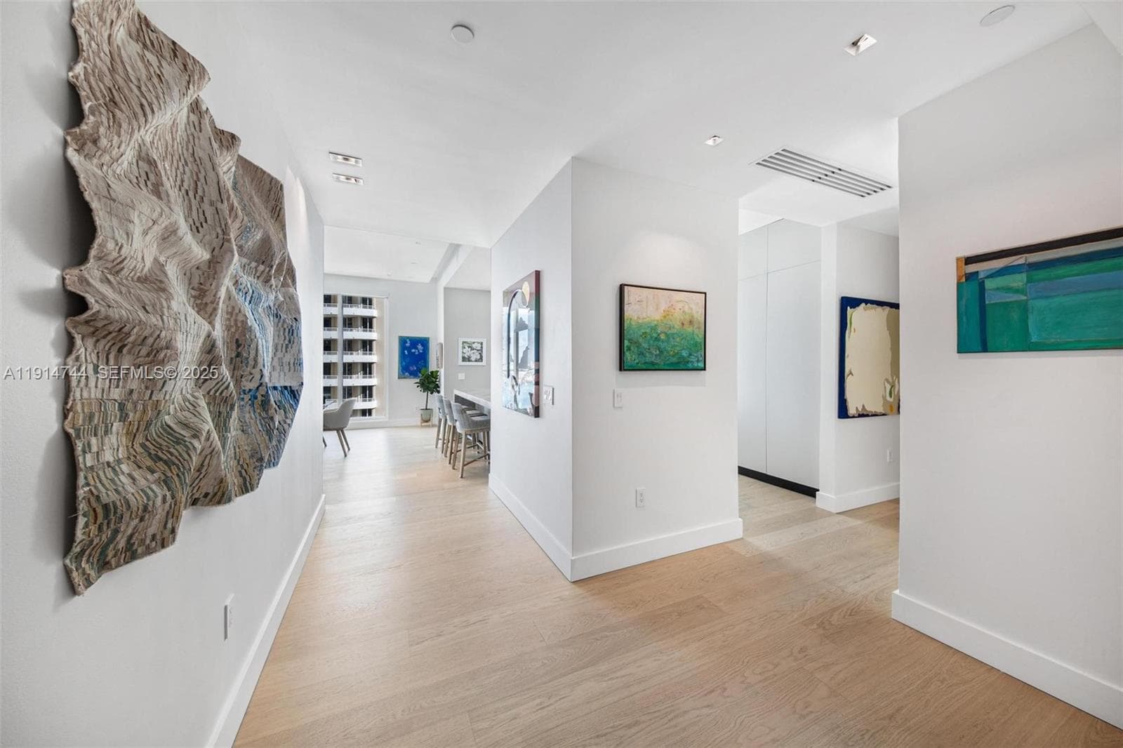 900 Brickell Key Blvd # 1403, Miami FL 33131 — 22