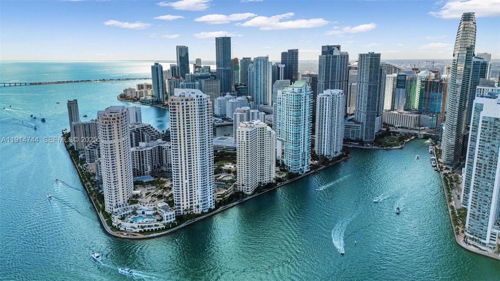 900 Brickell Key Blvd # 1403, Miami FL 33131 — 30