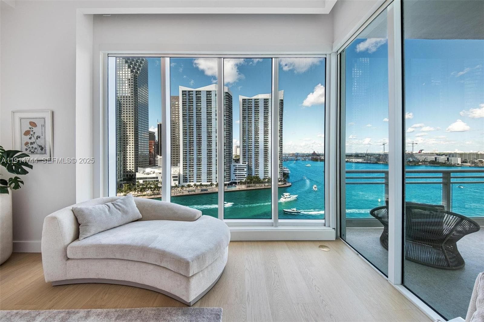 900 Brickell Key Blvd # 1403, Miami FL 33131 — 15