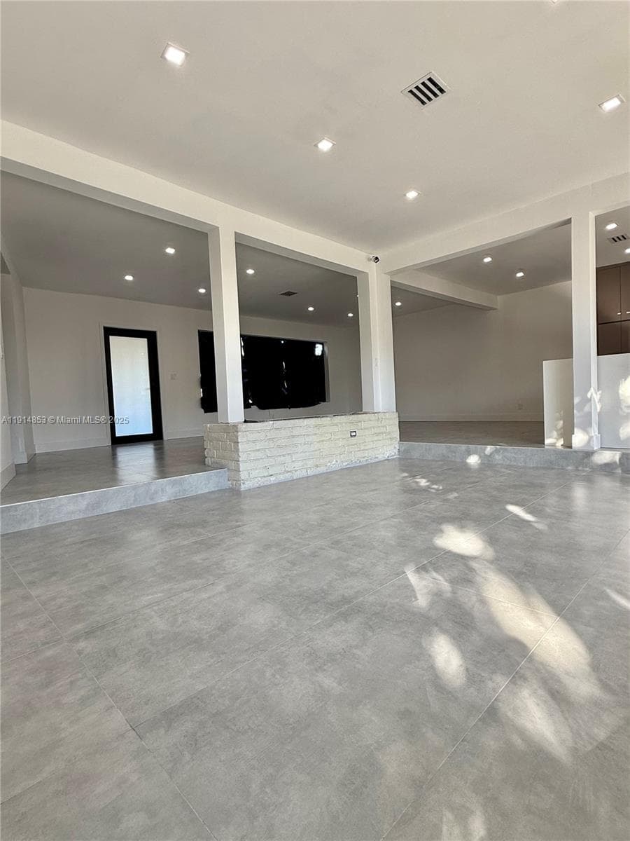 12615 N Miami Ave # 12615, North Miami FL 33168 — 10
