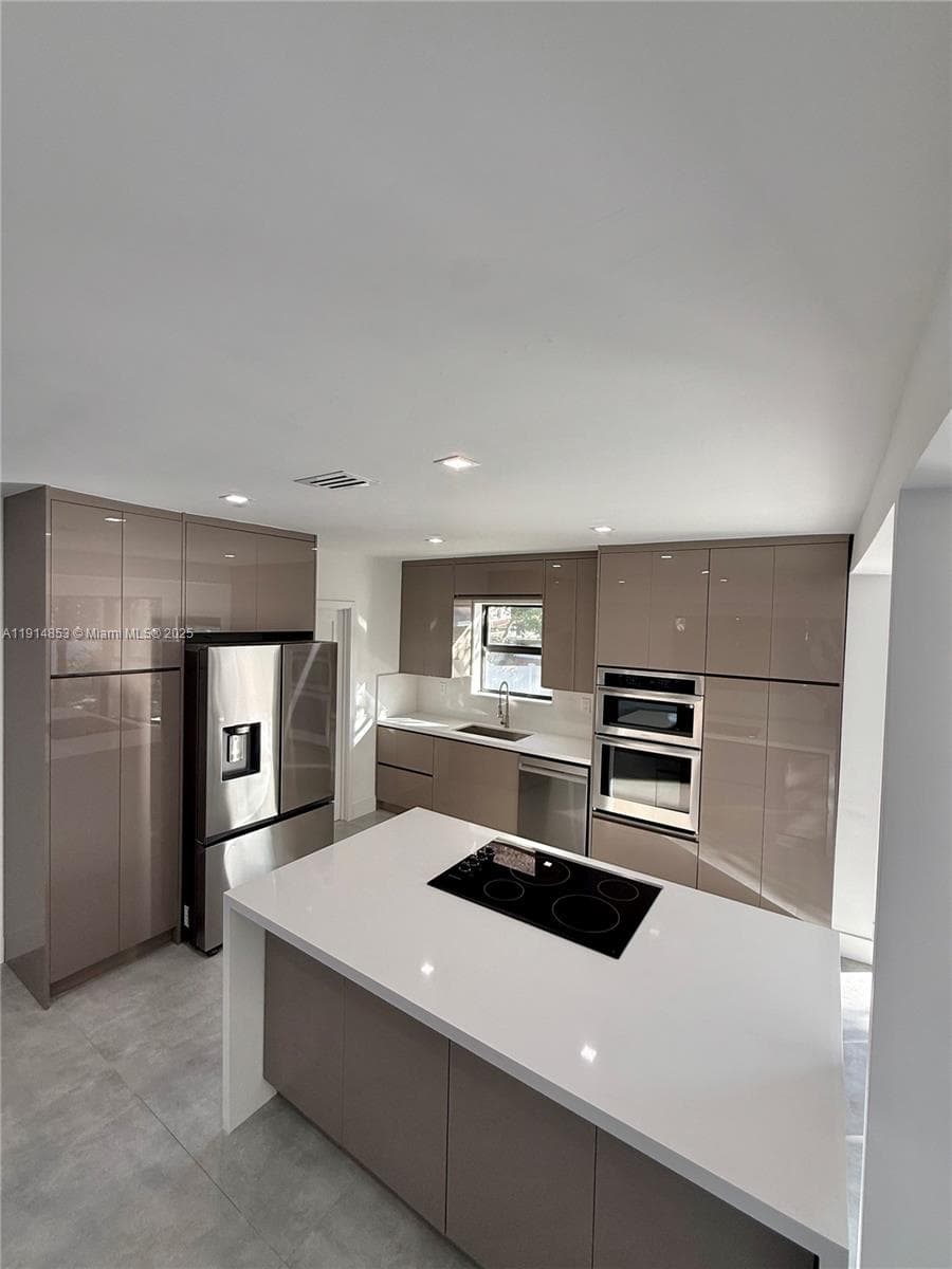 12615 N Miami Ave # 12615, North Miami FL 33168 — 14