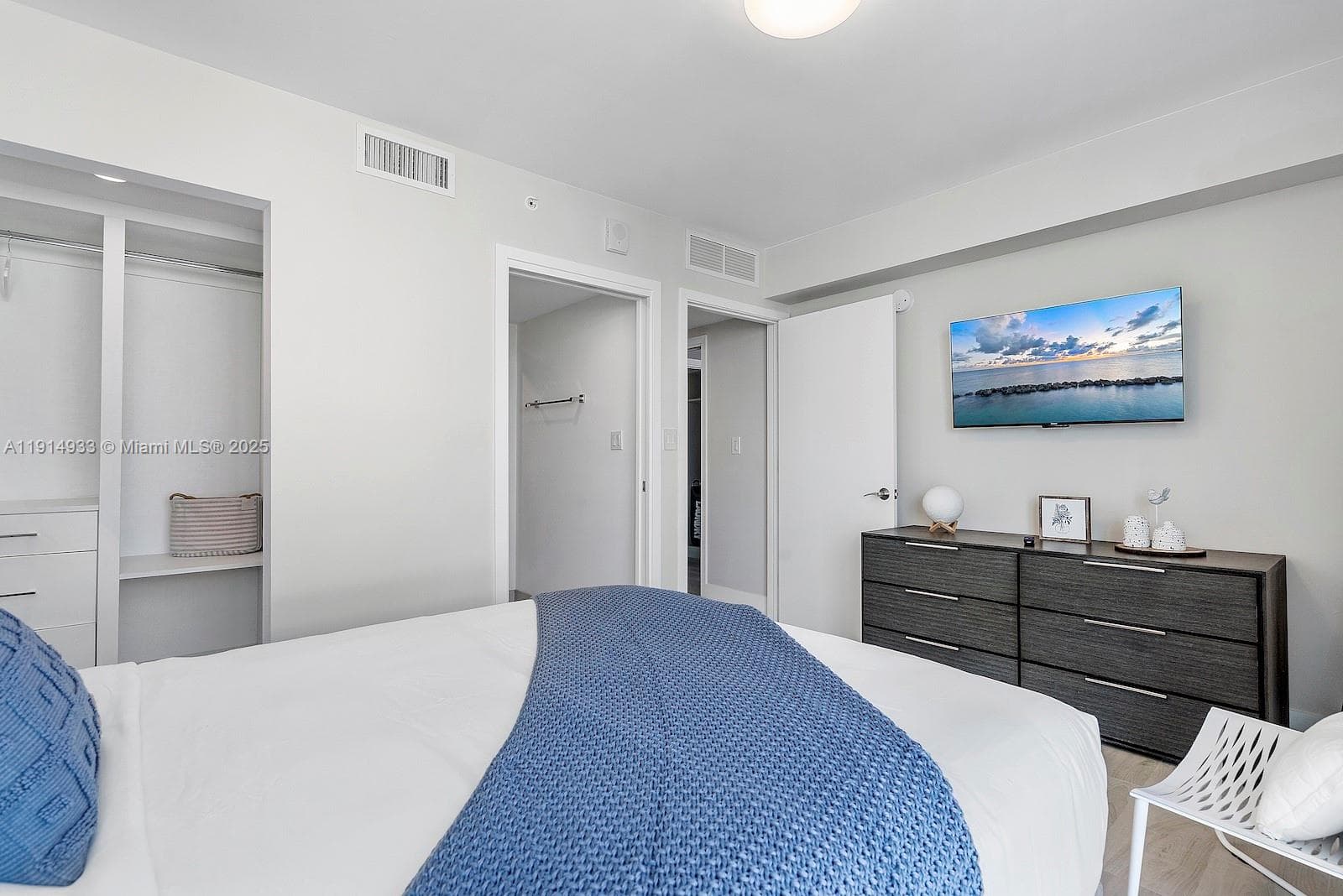 1150 101st St # 701, Bay Harbor Islands FL 33154 — 33