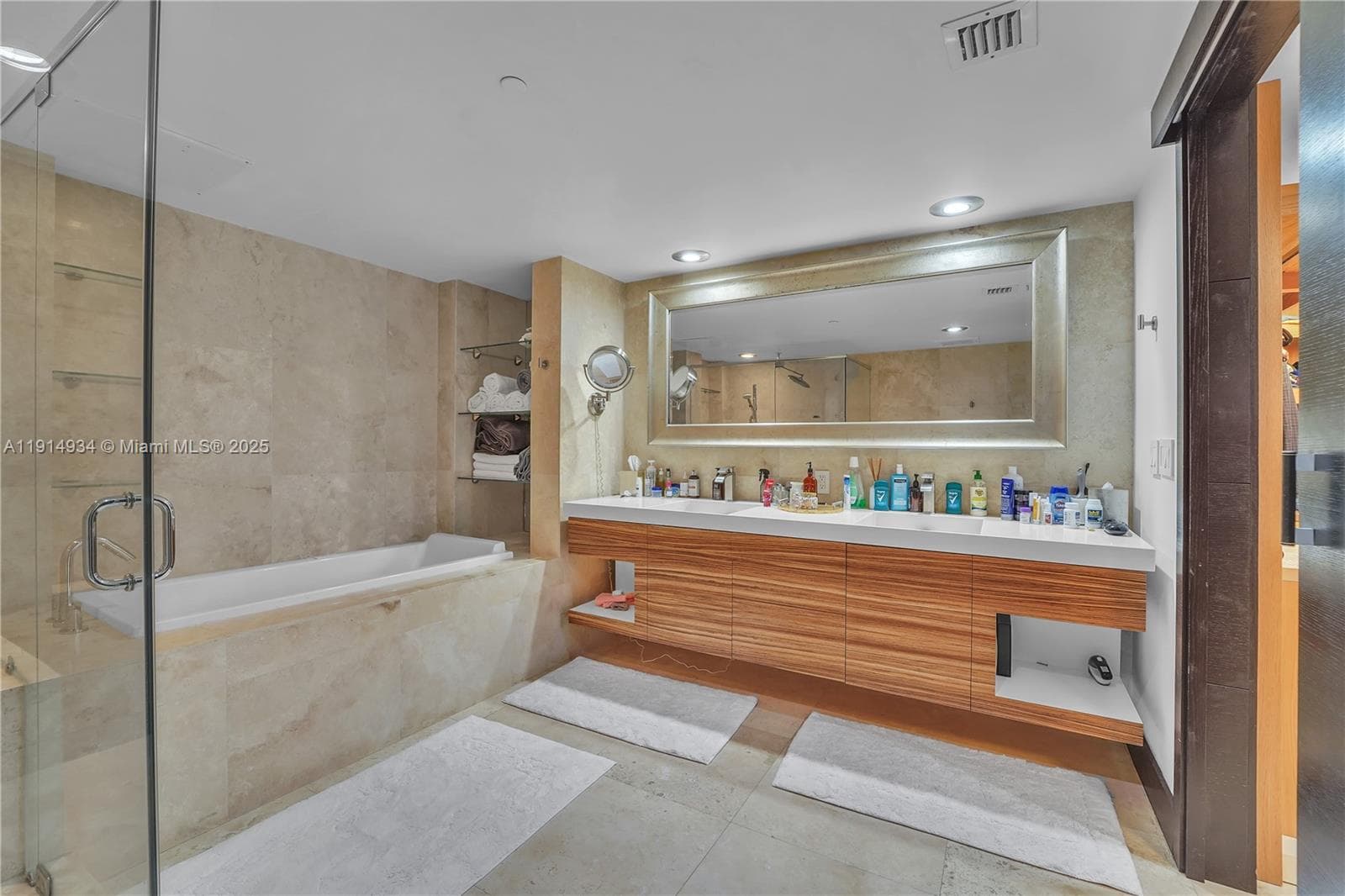 465 Brickell Ave # 1001, Miami FL 33131 — 27