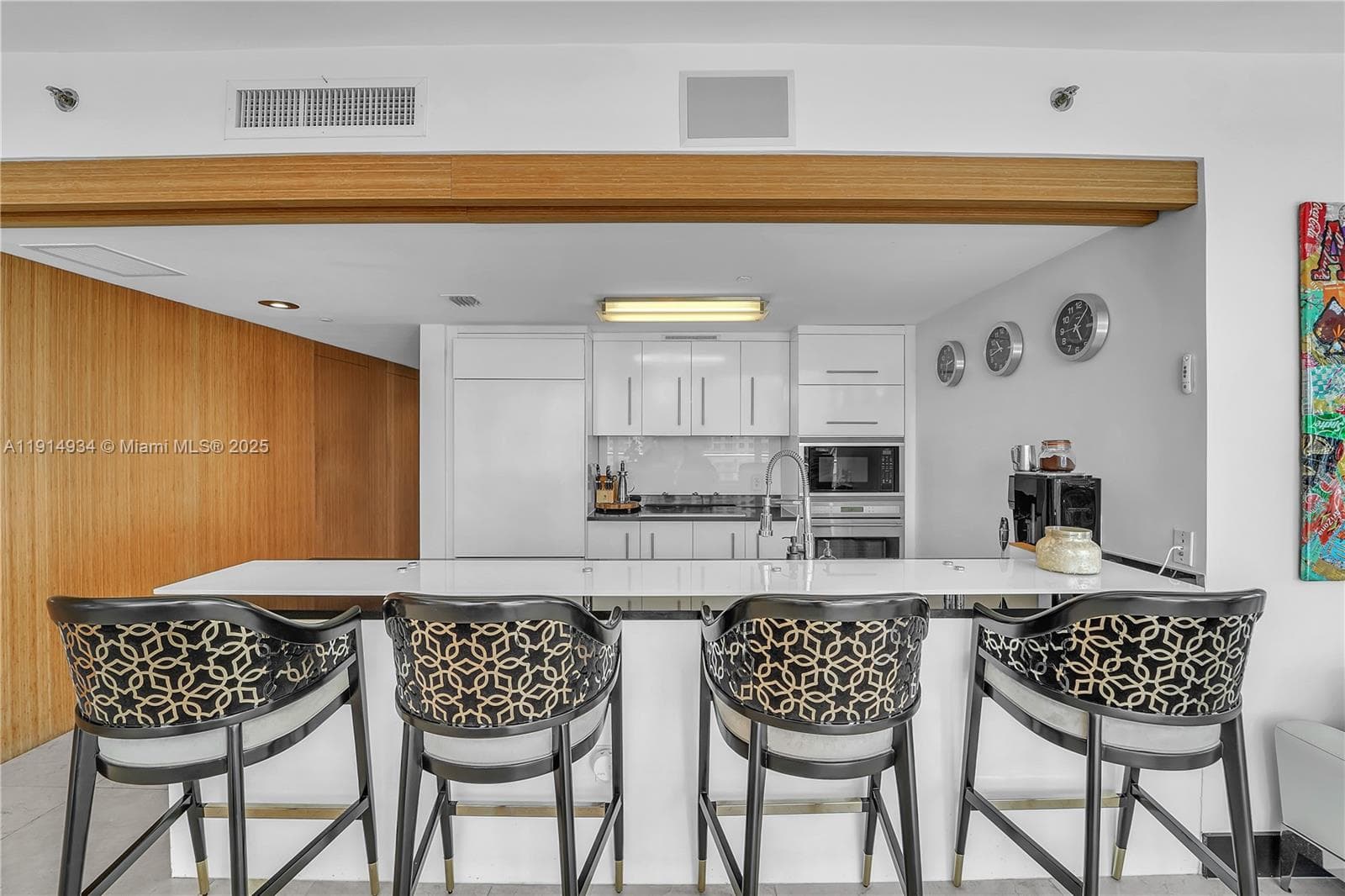 465 Brickell Ave # 1001, Miami FL 33131 — 12