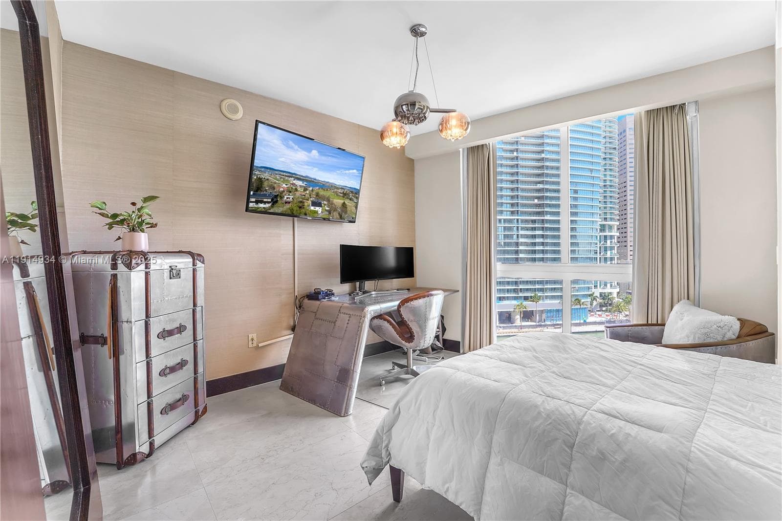 465 Brickell Ave # 1001, Miami FL 33131 — 34