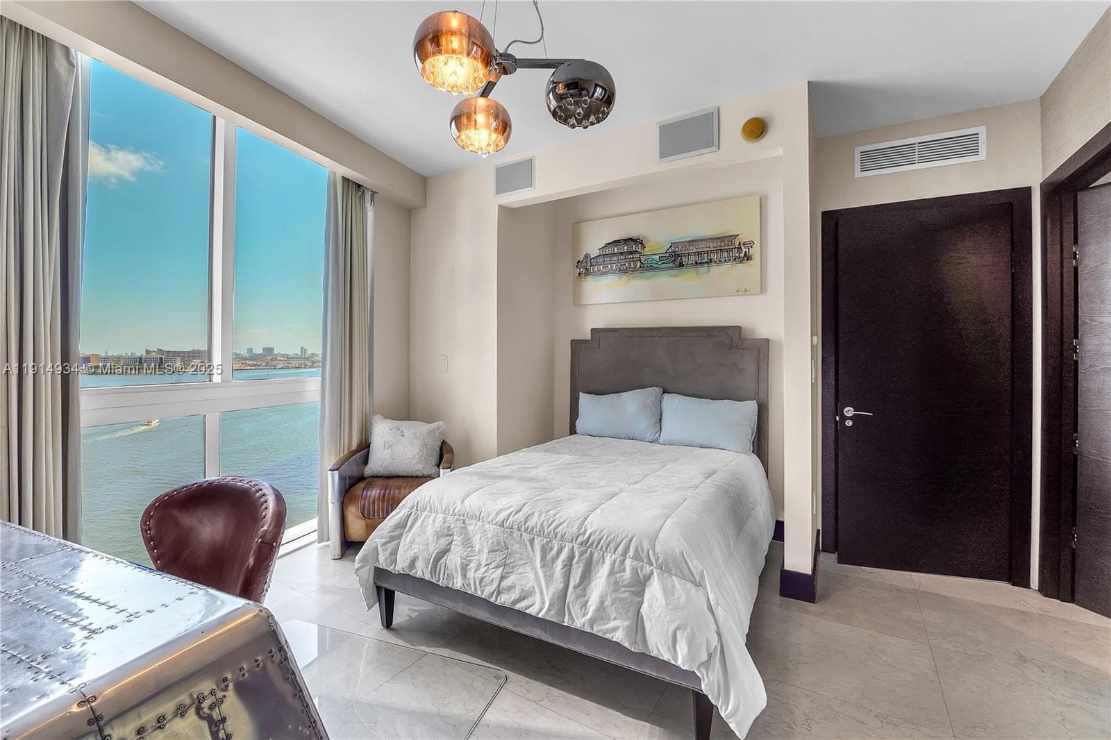 465 Brickell Ave # 1001, Miami FL 33131 — 33